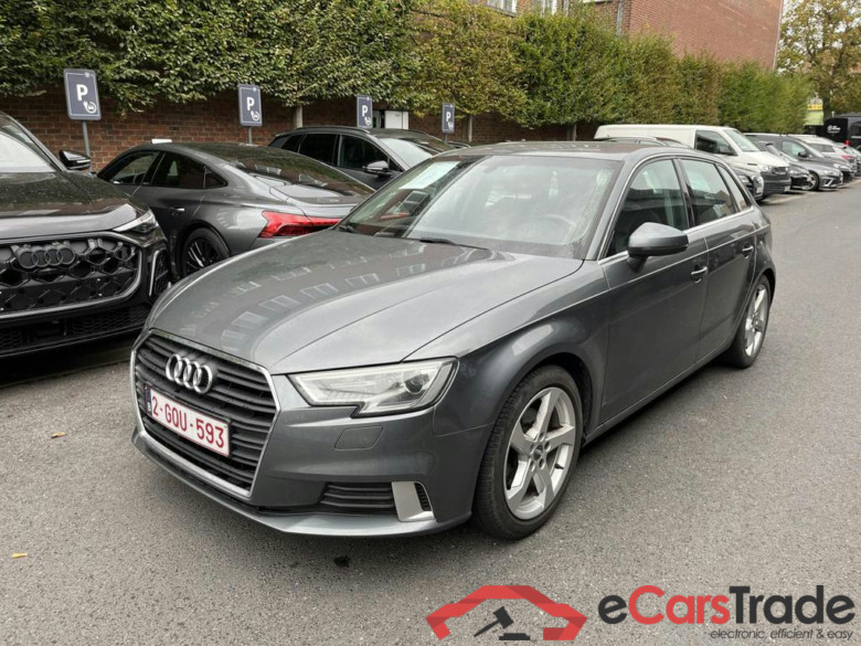 AUDI A3 Sportback 1.4 TFSI c.o.d. ultra Sport S tronic #1