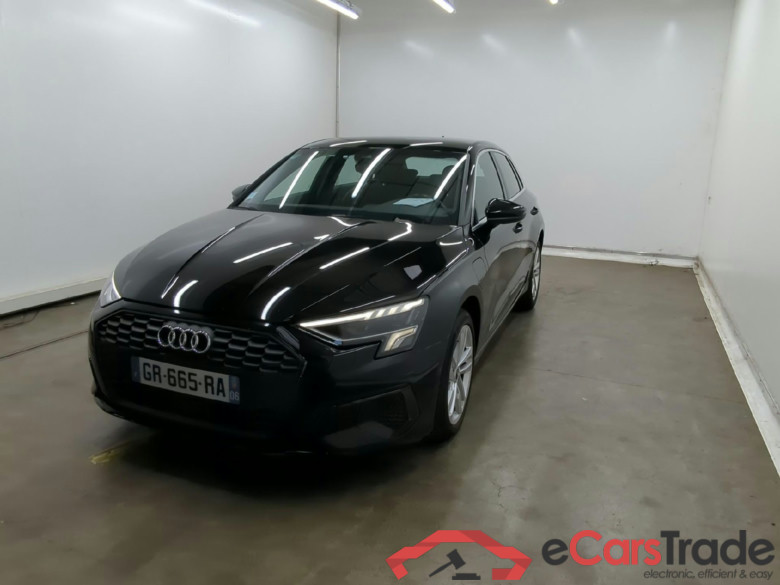 AUDI A3 Sportback / 2020 / 5P / Berline 40 TFSI e 204 S Tronic Business Line