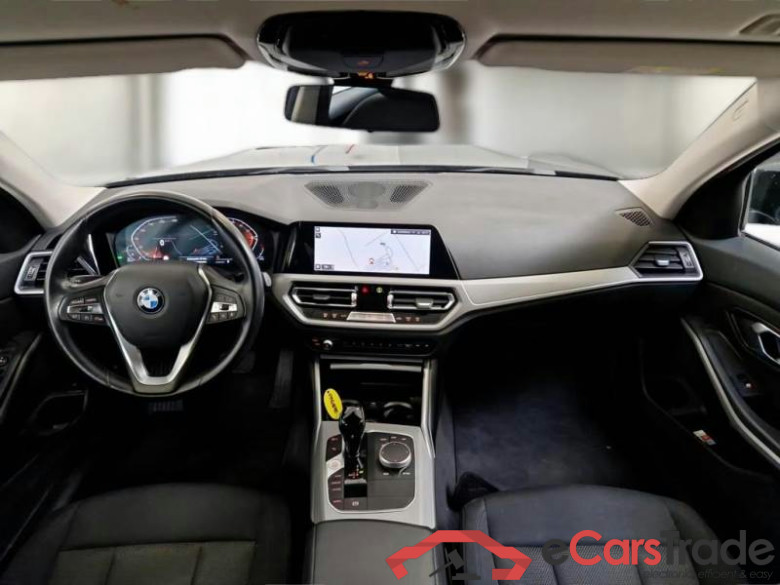BMW SERIE 3 / 2018 / 5P / STATION WAGON 318D 48V BUSINESS ADVANTAGE TOURING AUTO #3