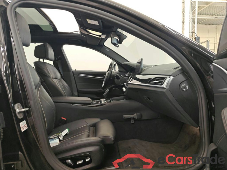 BMW 5 Serie Touring 520iA High Executive 5d + Pano, Harman & Kardon, BMW Laserlight #3