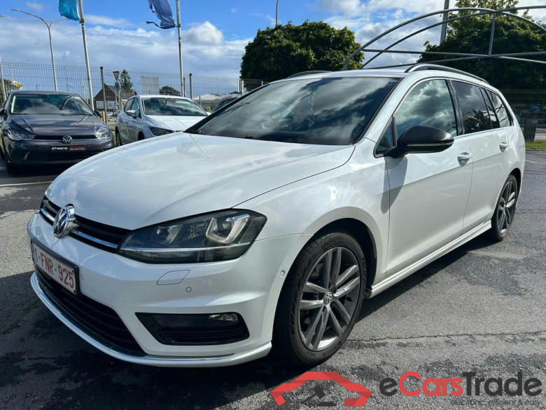 VOLKSWAGEN Golf Variant VII Golf Variant Highline 2.0 TDI BlueMotion Technology 110 kW (150 ch) 6 vitesses manuel #1