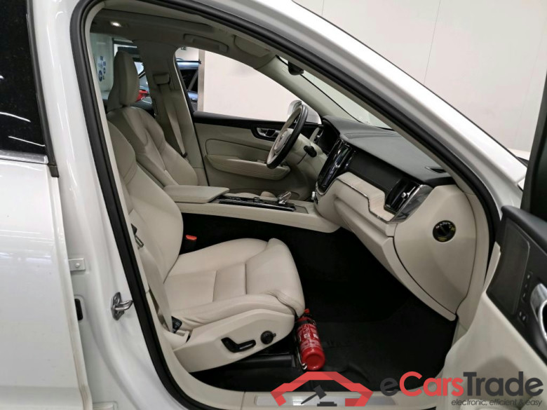 VOLVO - VOL XC60 T6 Recharge 341PK 4x4 Geartronic Inscription Pack Lounge & Business With Moritz Leather Seats & Head Up & Auxiliary Heater & Harman Kardon & 360 Camera Pack * HYBRID * #3