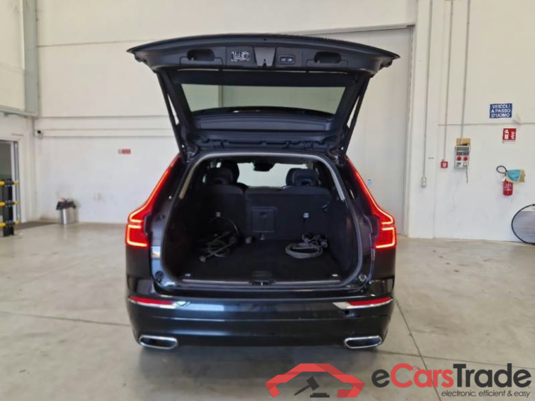 VOLVO XC60 / 2017 / 5P / SUV T6 PLUG-IN AWD AUTO RECHARGE INS. EXP #5