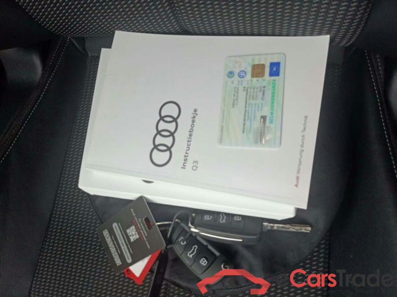 AUDI Q3 Sportback 45 TFSI e S Edition #5