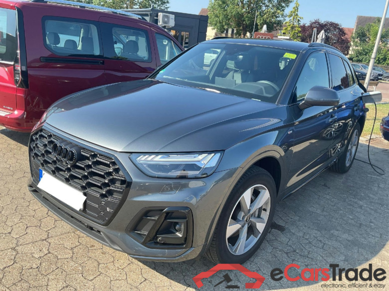 Q5 50 TFSI e quattro S line 2.0 TFSI 220KW AT7 E6d