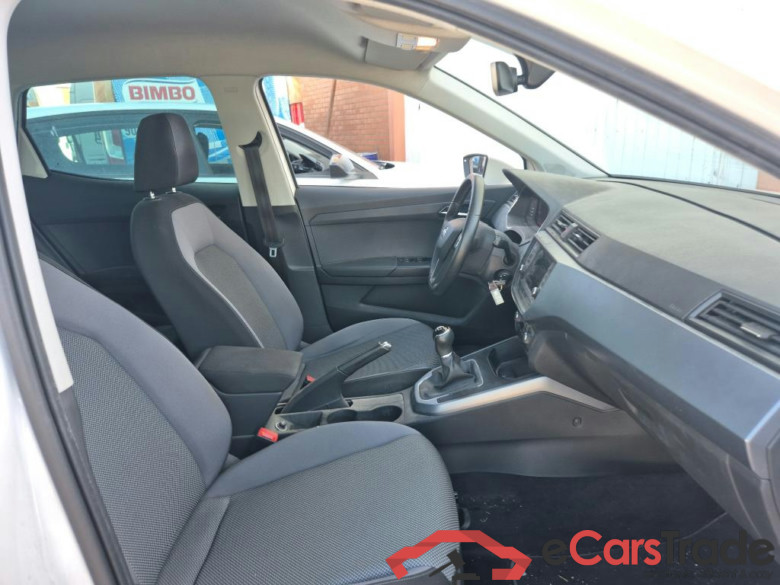 SEAT Arona / 2017 / 5P / todoterreno 1.0 TSI 70kW (95CV) Style Edition Eco (CX) #6
