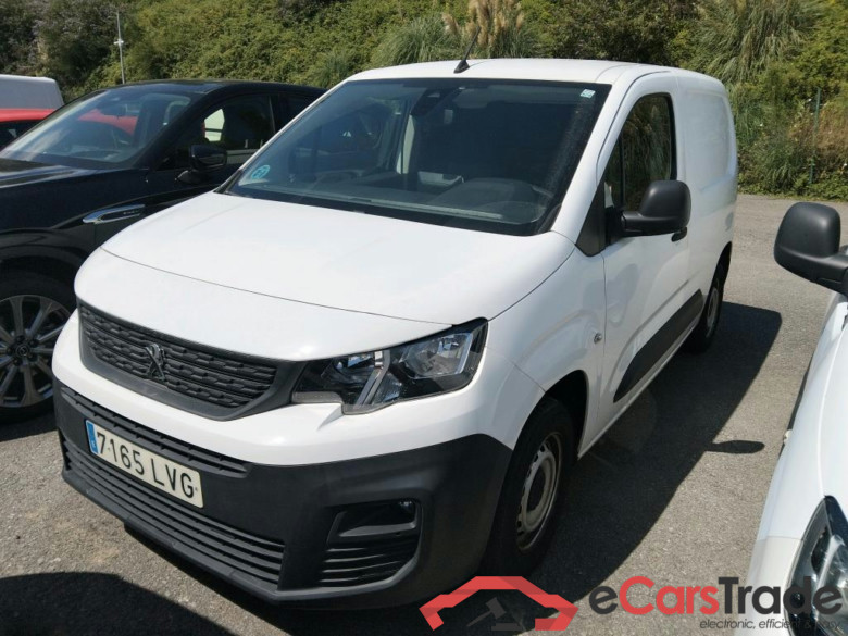 PEUGEOT Partner / 2018 / 4P / furgón derivado de turismo Premium Standard 600kg BlueHDi 73kW (AC) #1
