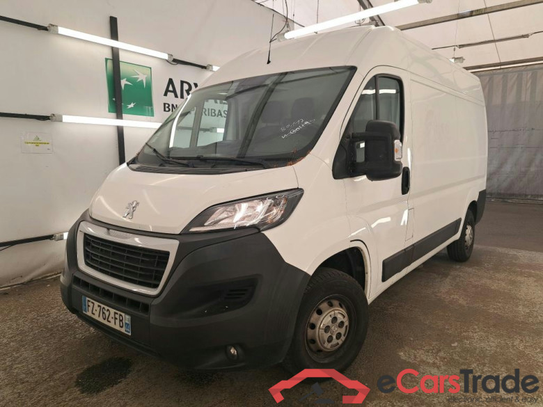 PEUGEOT Boxer / 2014 / 4P / Fourgon tôlé BlueHDi 120 S&S ASPHALT 330 L2H2 #1