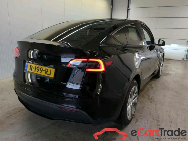 Tesla Model Y Long Range AWD 75kWh #2
