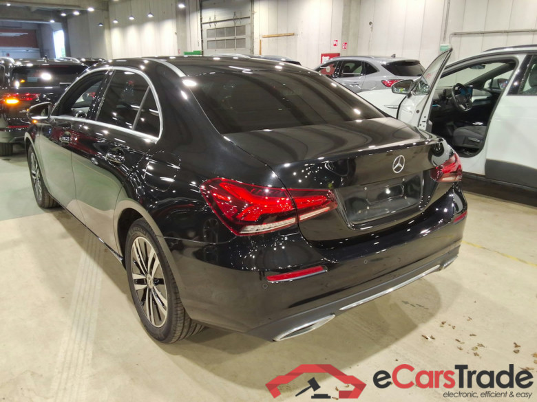 MERCEDES-BENZ A-CLASS LIMOUSINE 1.3 A 250 E BUSINESS SOLUTION DCT #2