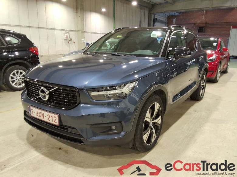 VOLVO XC40 1.5 T5 RECHARGE GEARTRONIC R-DESIGN #1