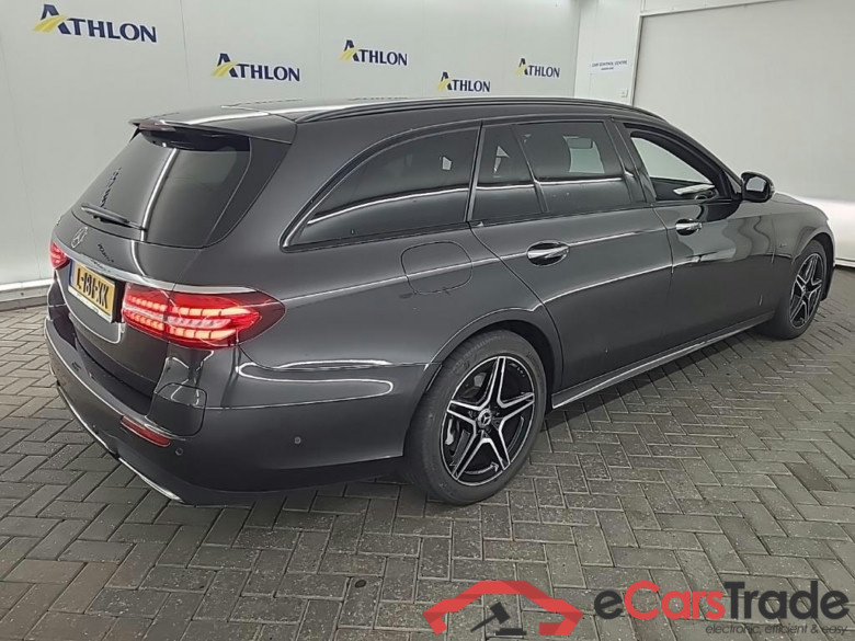 MERCEDES-BENZ E-klasse Estate E 300 e 9G-TRONIC Bus Sol AMG 5D 235kW #3