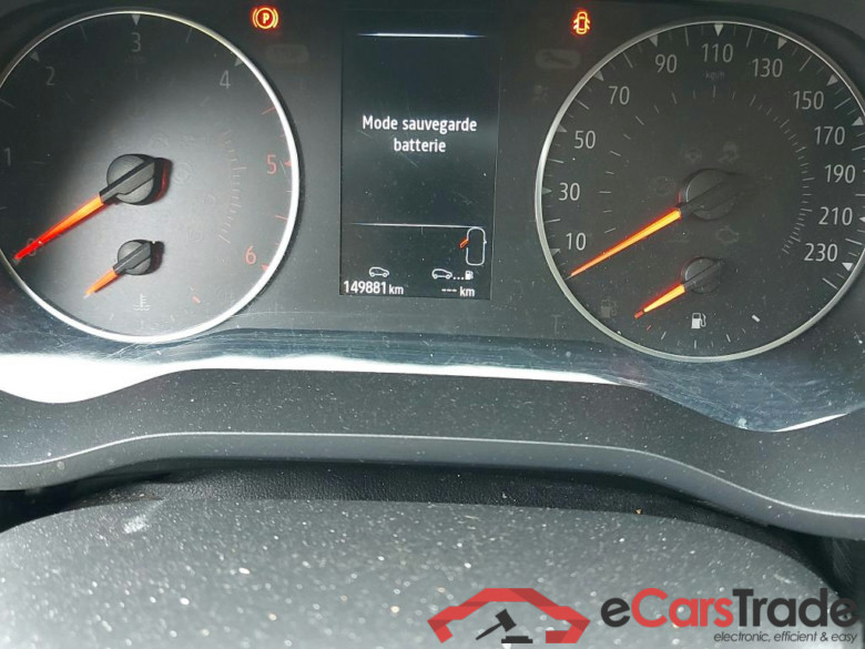 RENAULT - REN TRUCKS TRAFIC B/F RED EDITION L2H1 dCi 150PK EDC DOUBLE CAB  2.8T           ***              GEARBOX OUT   !    GETRIEBE DEFEKT  ! !     *** #5