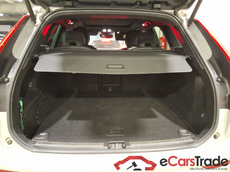 VOLVO XC60 2.0 B4 D MHEV R-DESIGN AUTO #3