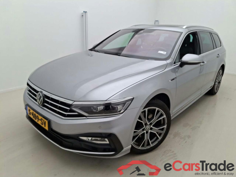 VOLKSWAGEN Passat Variant 1.5 TSI R-Line Bns+
