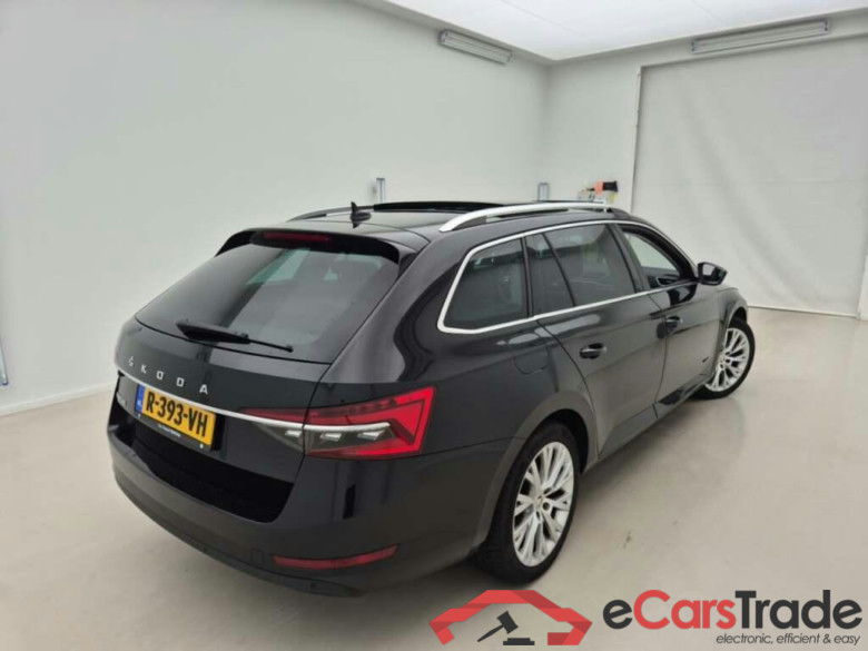 SKODA Superb Combi 1.5 TSI Bns Ed. Plus #2