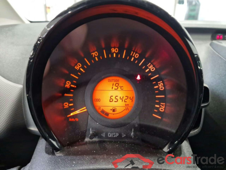 PEUGEOT 108 1.0 e-VTi Active #6