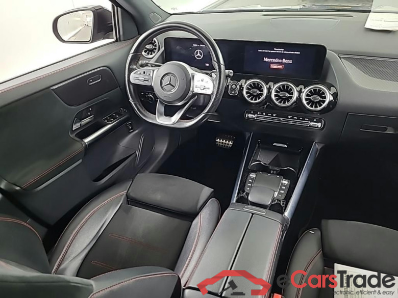 MERCEDES-BENZ GLA GLA 180 DCT Business Solution AMG 5D 100kW #6