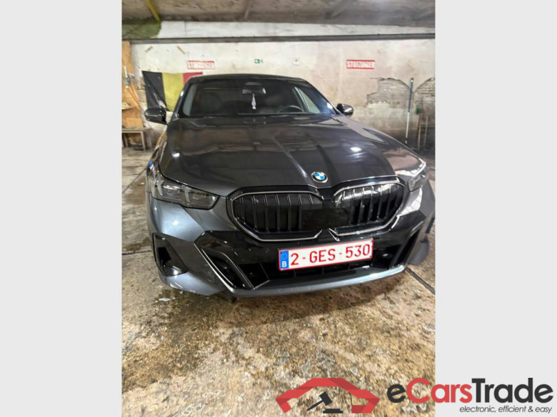 BMW 520 520iA MHEV #2