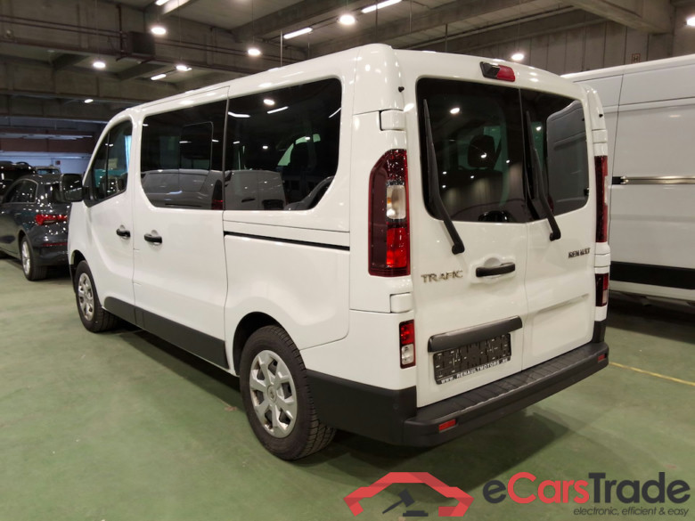 RENAULT TRAFIC 2.0 DCI 81KW PASSENGER ZEN SWB #2