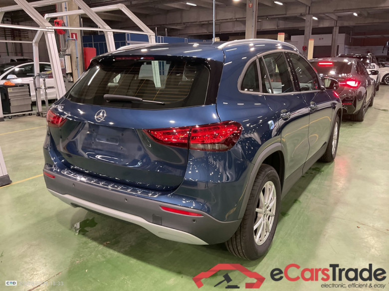 MERCEDES-BENZ GLA 1.3 GLA 180 DCT BUSINESS SOLUTION ESS #4