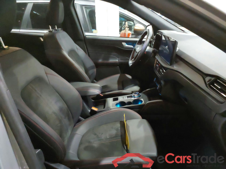 FORD Kuga 2.5 243CV AutomÃ¡tico   ST-LINE X(Winterpack) #3