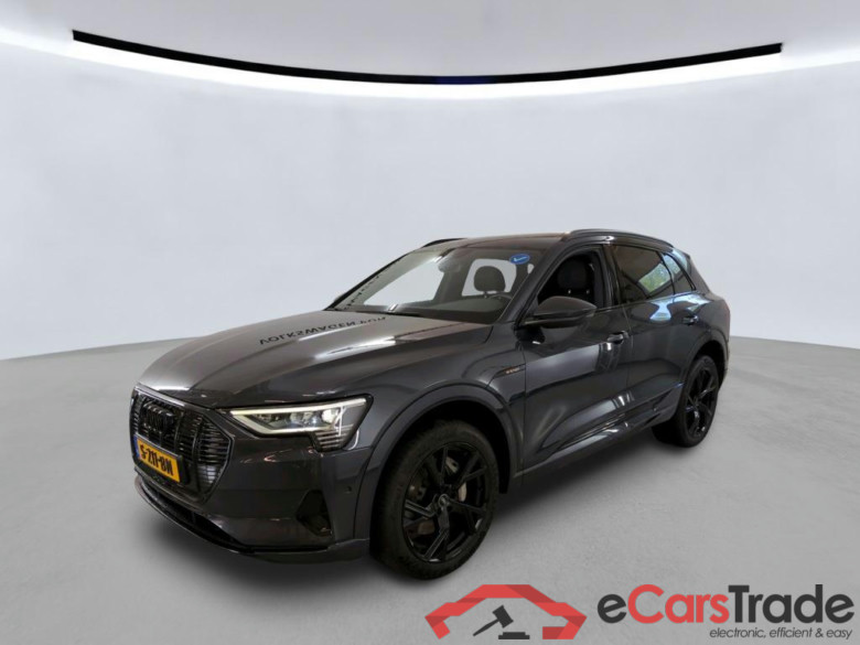 AUDI e-tron 300 kW #1
