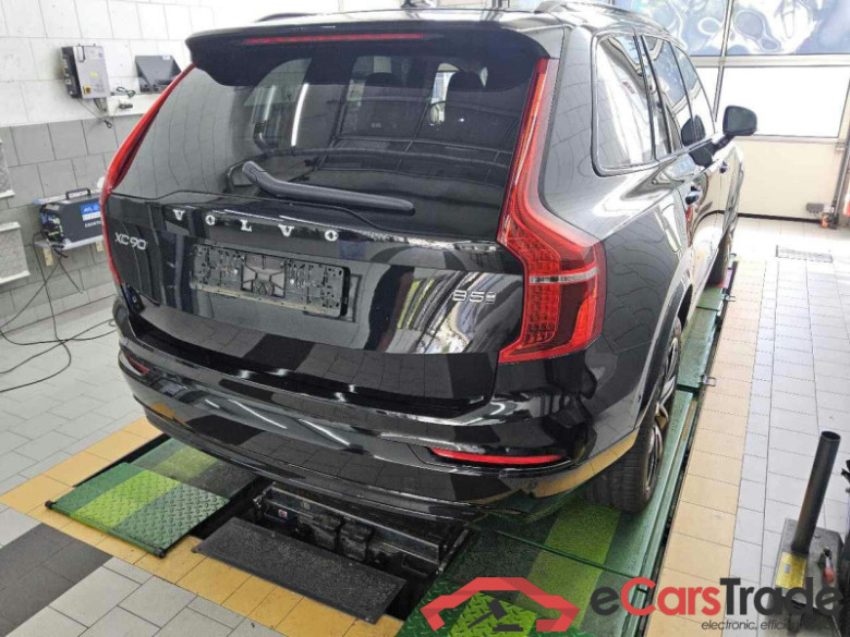 Volvo XC90 (09.2014->) DE - SUV5 B5 (Diesel) AWD EU6d, Plus Dark Mild-Hybrid, (Facelift) 2022 - 2022 #3