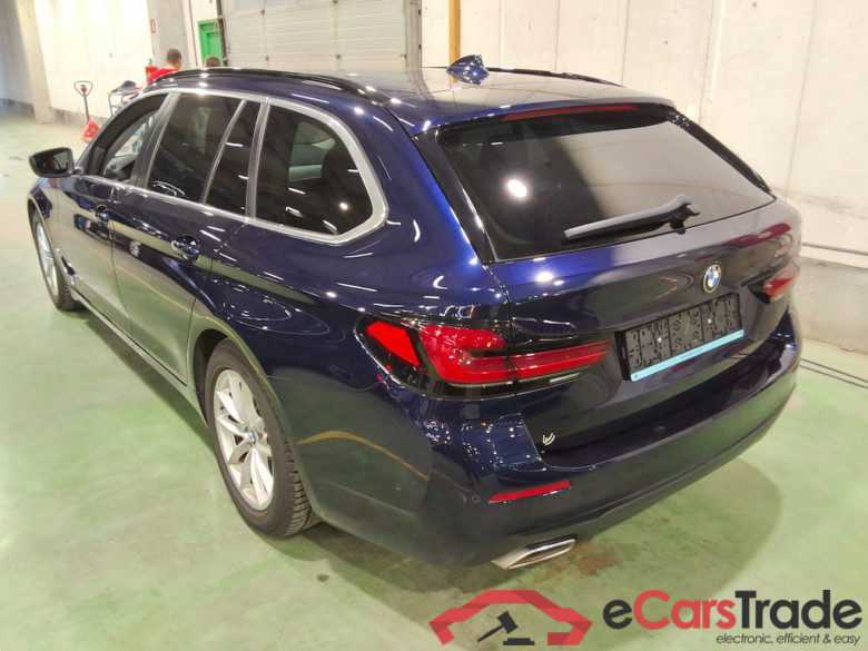 BMW 5 TOURING DIESEL - 2020 520 dA MHD #2