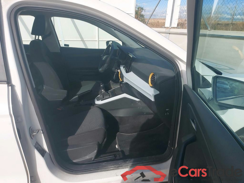 SEAT Arona / 2021 / 5P / todoterreno 1.0 TSI 81kW (110CV) Style XL(SP) #6