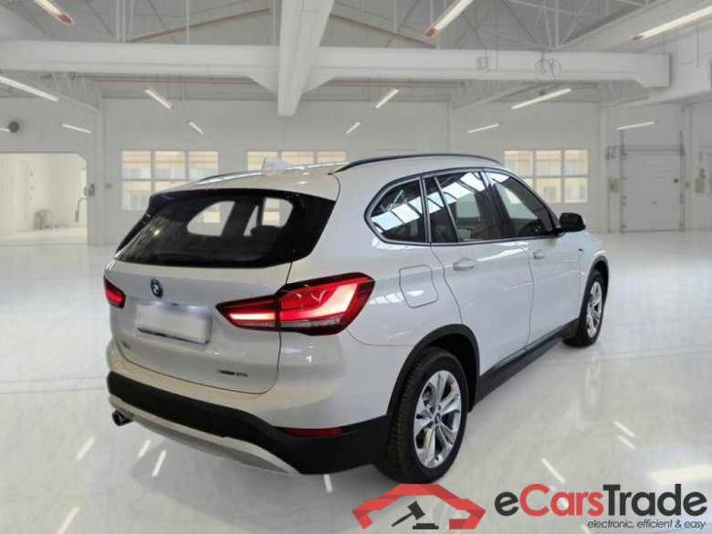 BMW X1 / 2019 / 5P / SUV XDRIVE 25E BUSINESS ADVANTAGE AUTOMATICO #2