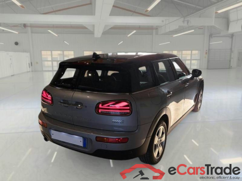 MINI CLUBMAN / 2019 / 5P / STATION WAGON COOPER ESSENTIAL DCT AUTOMATICA #2