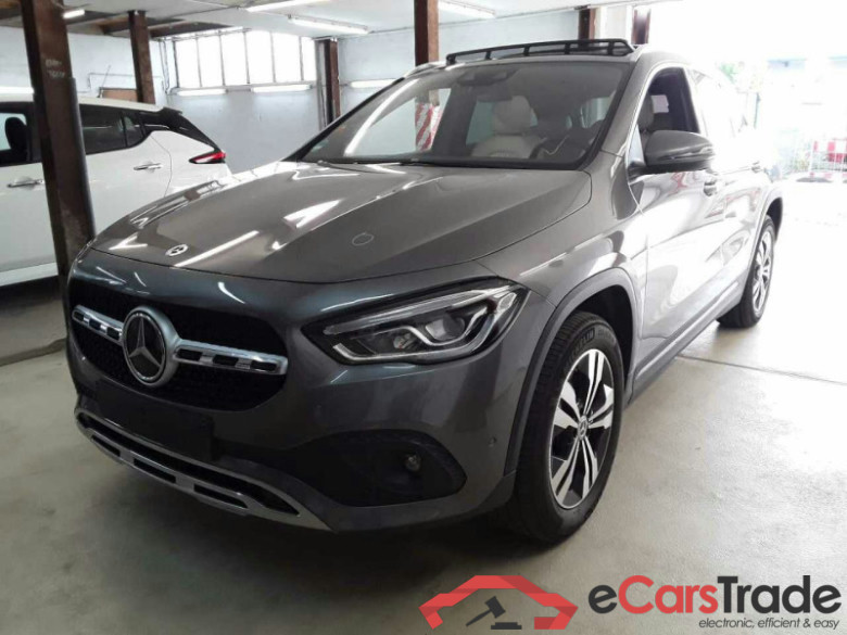Mercedes-Benz GLA  #2