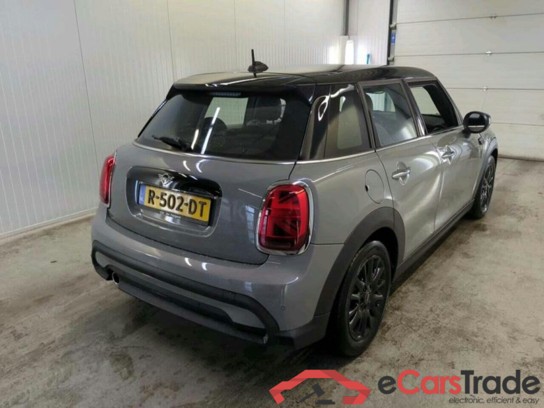 Mini 5-deurs 1.5 Cooper Classic #2
