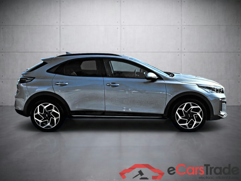Kia Xceed GT-Line Premium 1.5 T-GDi 140 DCT7 #4