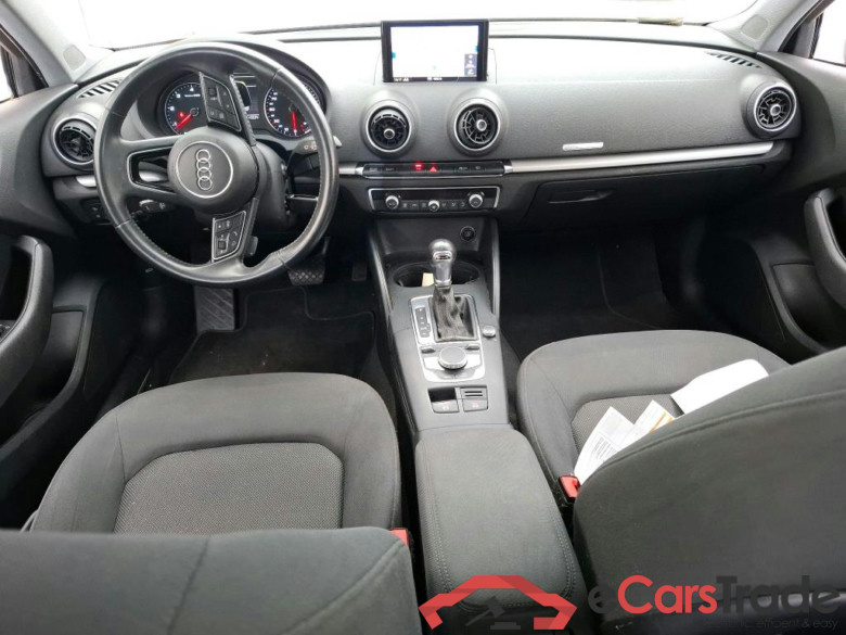 AUDI A3 Berline 4p Berline 30 TDI 116 S TRONIC BUSINESS LINE #5