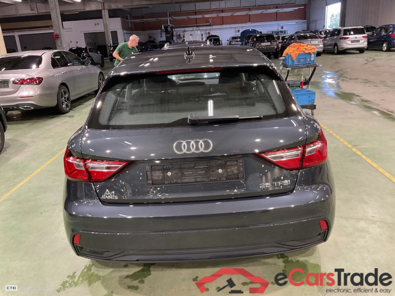 AUDI A1 SPORTBACK 1.0 25 TFSI S TRONIC ADVANCED #5