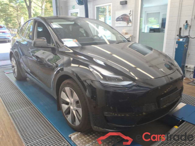 Tesla Model Y (01.2021->) DE - SUV5 Dual, Maximale Reichweite Dual AWD, 2021 - 2025 #1