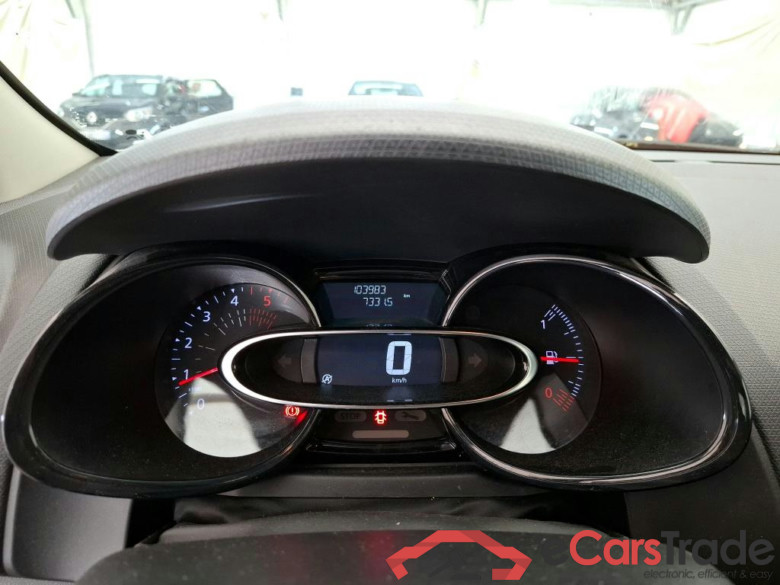 Clio IV Air 1.5 dCi 75CV BVM5 E6 #6