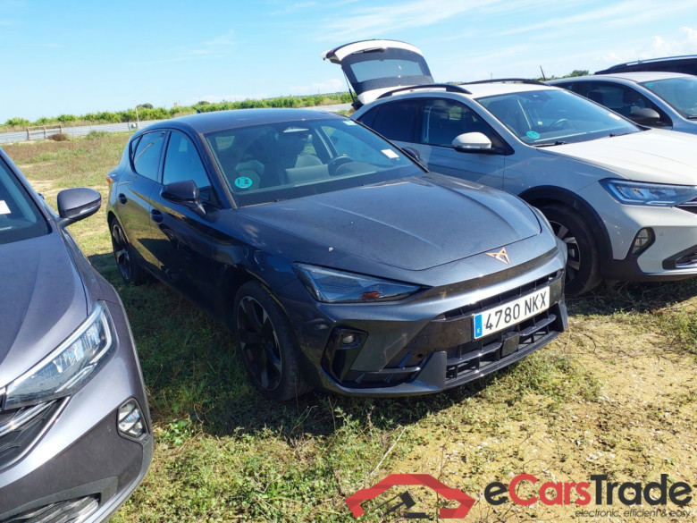 CUPRA Leon 5P 1.5 eTSI S&S 150cv manual  #1