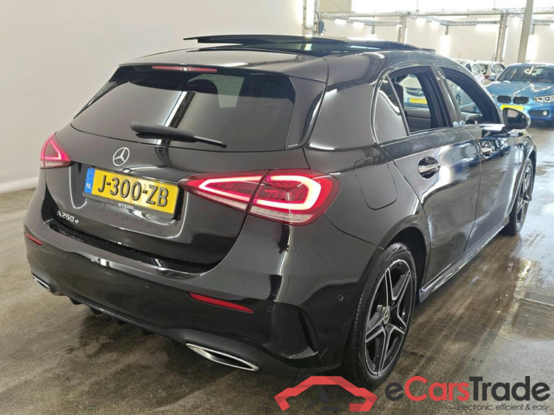 Mercedes-Benz A-Klasse A 250 e 8G-DCT Business Sol AMG Limited 5d #2