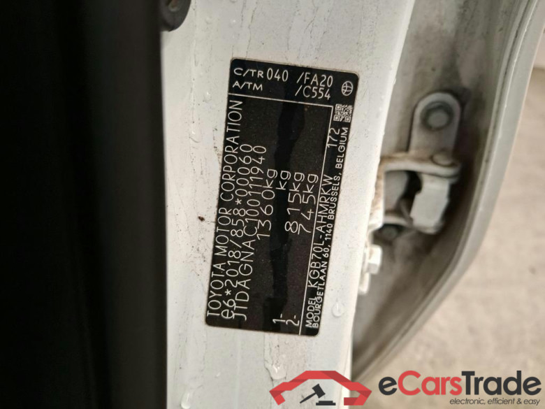 Toyota AYGO X 1.0 VVT-i MT 5d #6