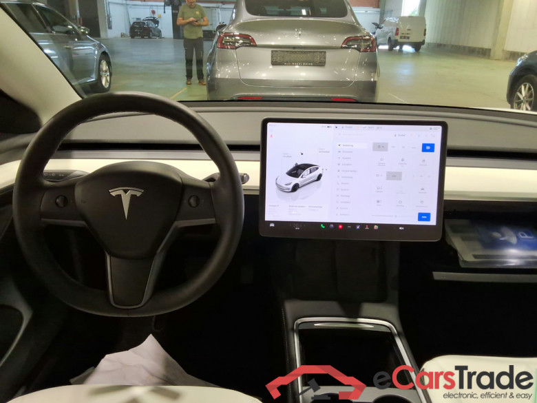 TESLA MODEL 3 BEV STANDARD RWD PLUS AUTO #6