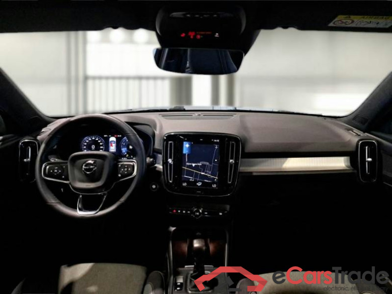 VOLVO XC40 / 2021 / 5P / SUV T2 CORE #3