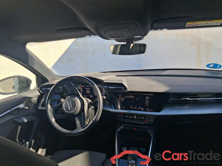 AUDI A3 / 2020 / 5P / berlina con portón Sportback S line 40 TFSI e 150kW S tron #3
