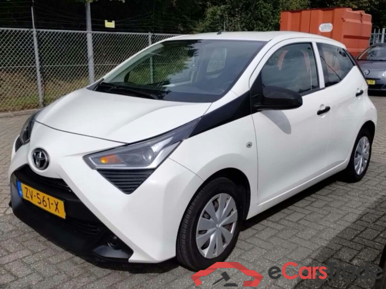 TOYOTA Aygo 1.0 VVT-i x-fun #1