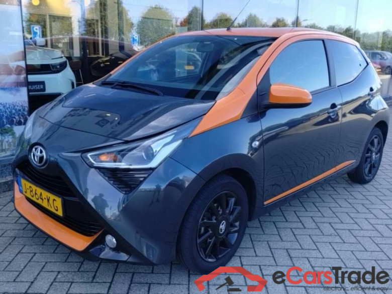 TOYOTA Aygo 1.0 VVT-i x-JBL #1
