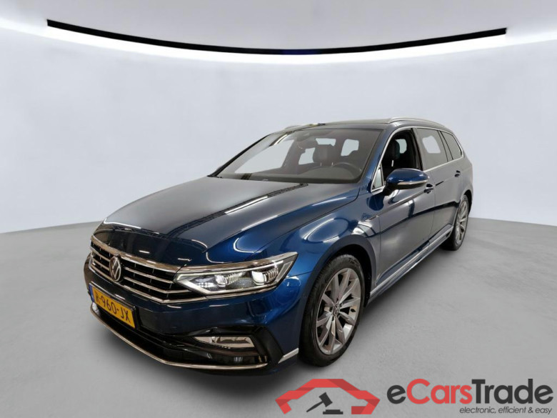 VOLKSWAGEN Passat Variant 110 kW #1