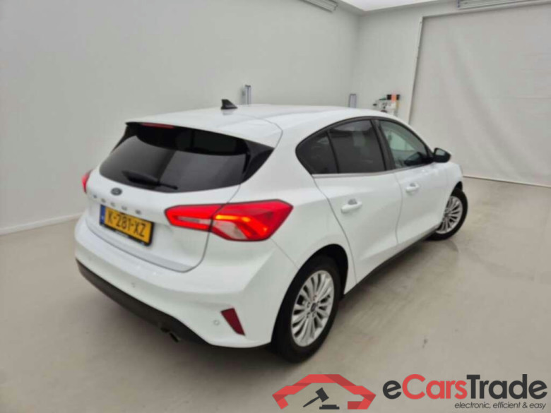 FORD FOCUS 1.5 EcoBl. Tit XBns #2