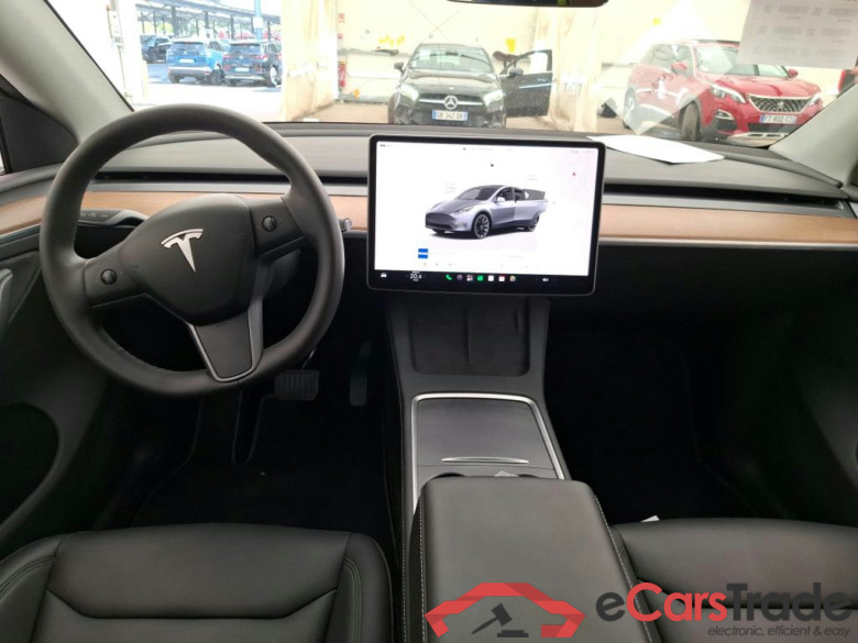 TESLA Model Y / 2020 / 5P / SUV Grande Autonomie Dual Motor AWD #6